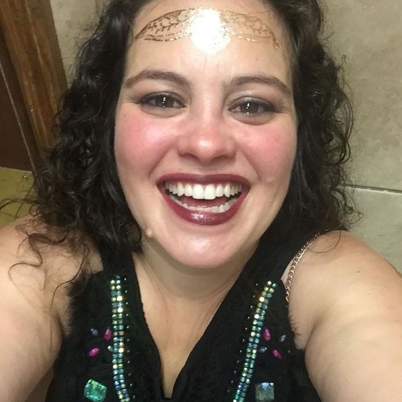 Meet your Posher, Michelle - Picture 1 of 1